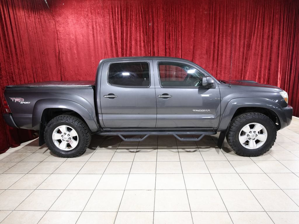 Used 2011 Toyota Tacoma 4x4 Double Cab w/ TRD Sport Pkg image 9