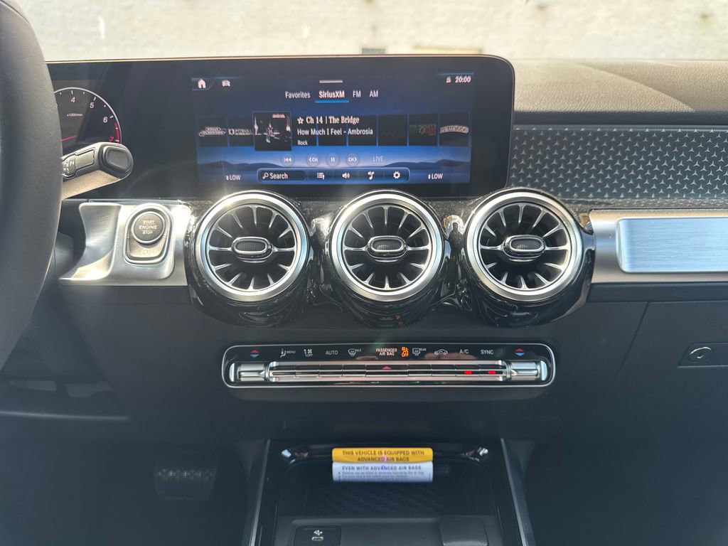 New 2026 Mercedes-Benz GLB 250 4MATIC image 23