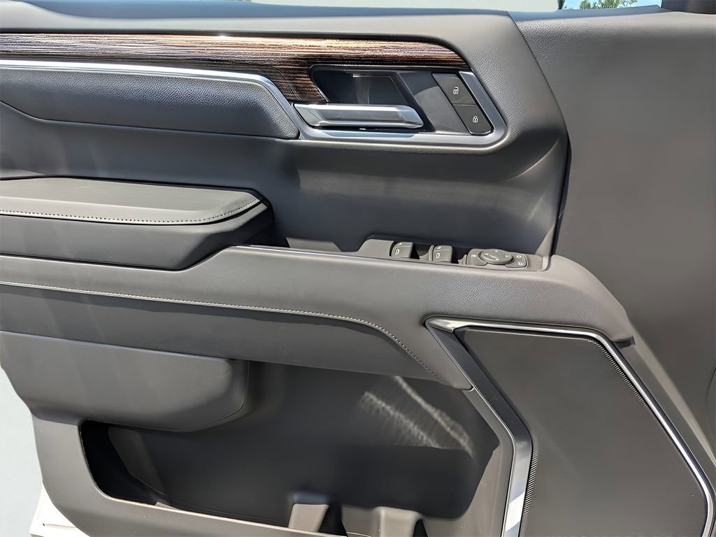 New 2026 GMC Sierra 1500 Elevation image 19
