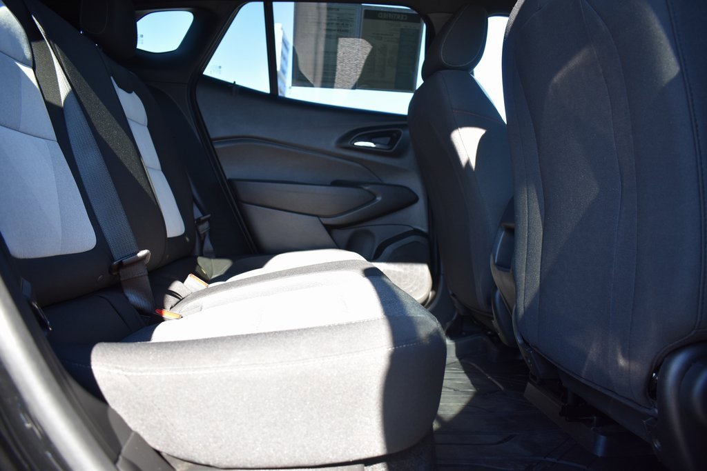 Certified 2024 Chevrolet Trax RS w/ Driver Confidence Package image 10