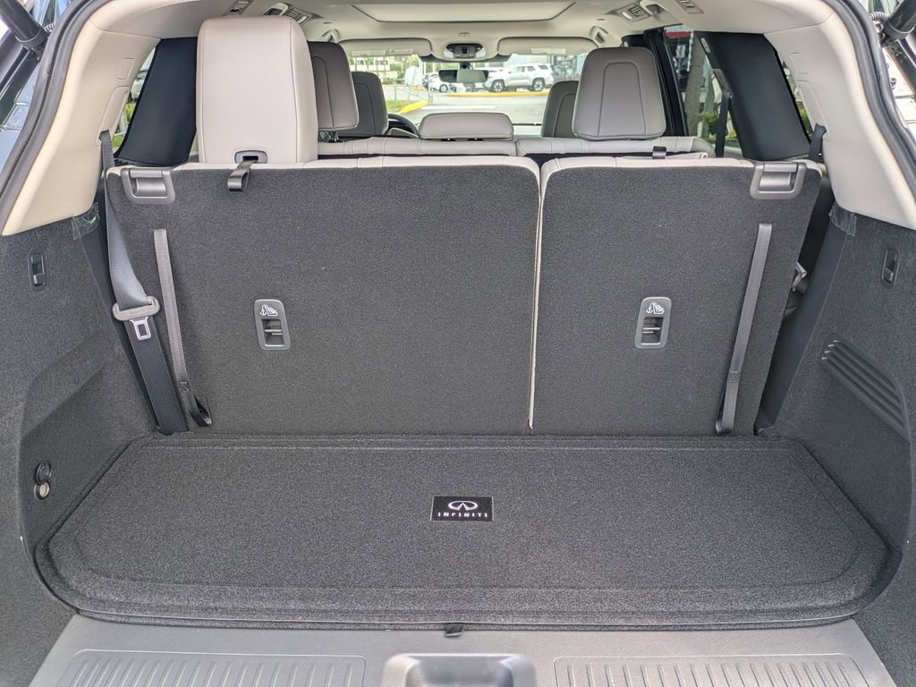 New 2026 INFINITI QX60 Luxe w/ Cargo Package image 13