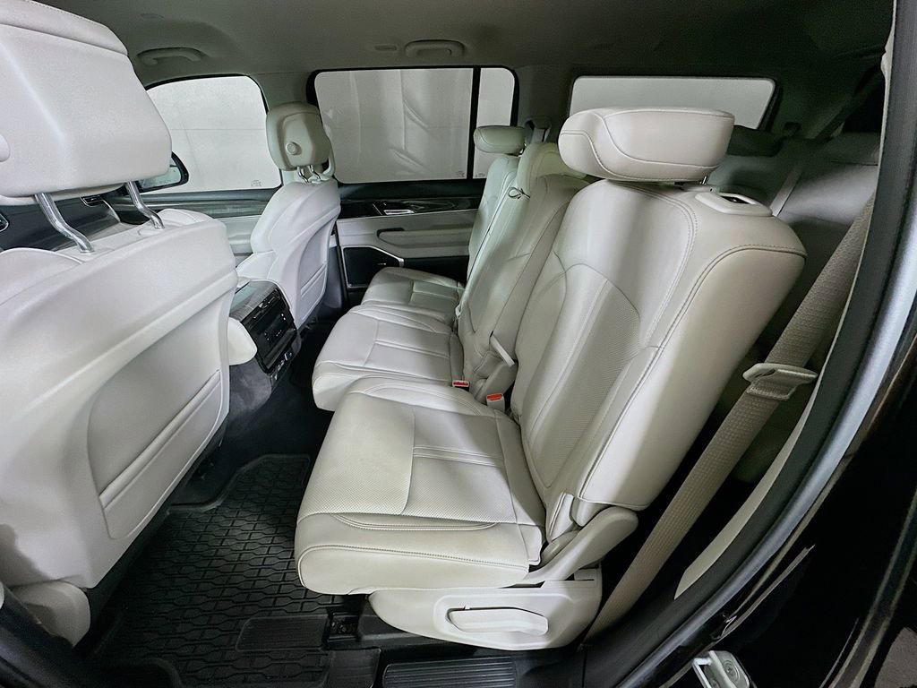 Used 2022 Jeep Wagoneer Series II image 14