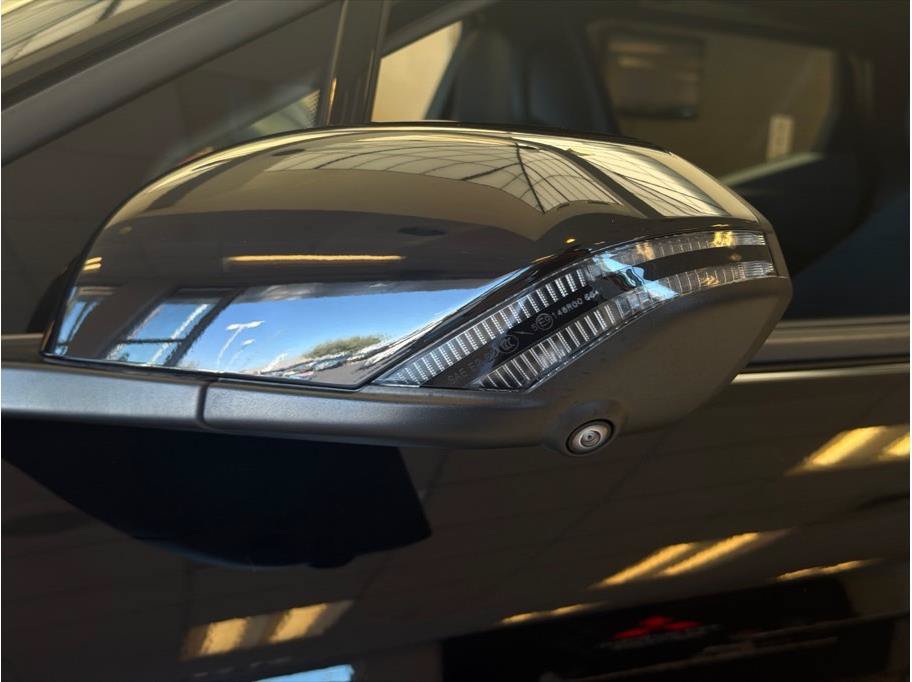Used 2023 Fisker Ocean One AWD/4WD image 34