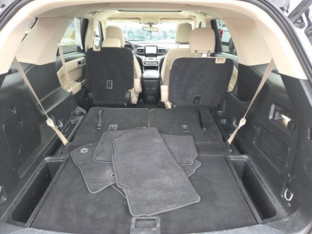 Certified 2023 Ford Explorer XLT w/ Equipment Group 202A image 13