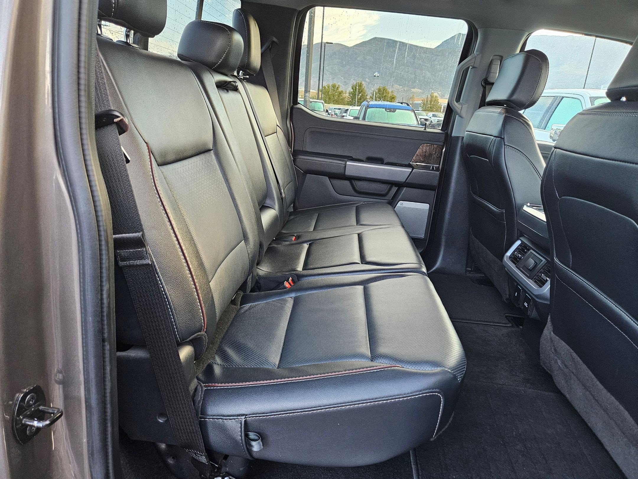 Used 2023 Ford F150 Lariat image 33