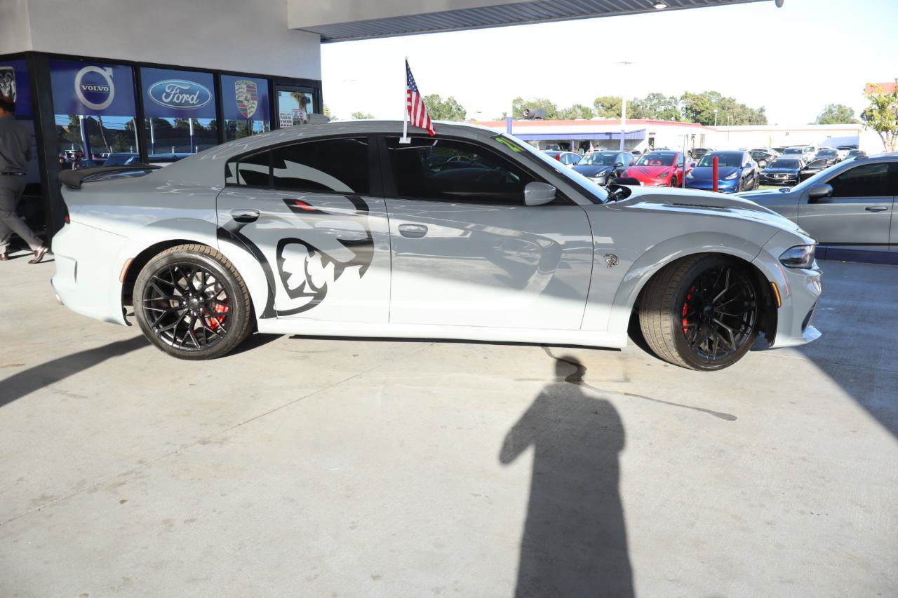Used 2021 Dodge Charger SRT Hellcat RWD image 6
