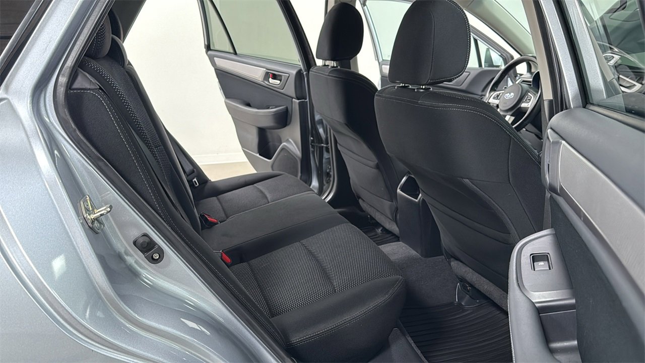 Used 2015 Subaru Outback 2.5i Premium image 17