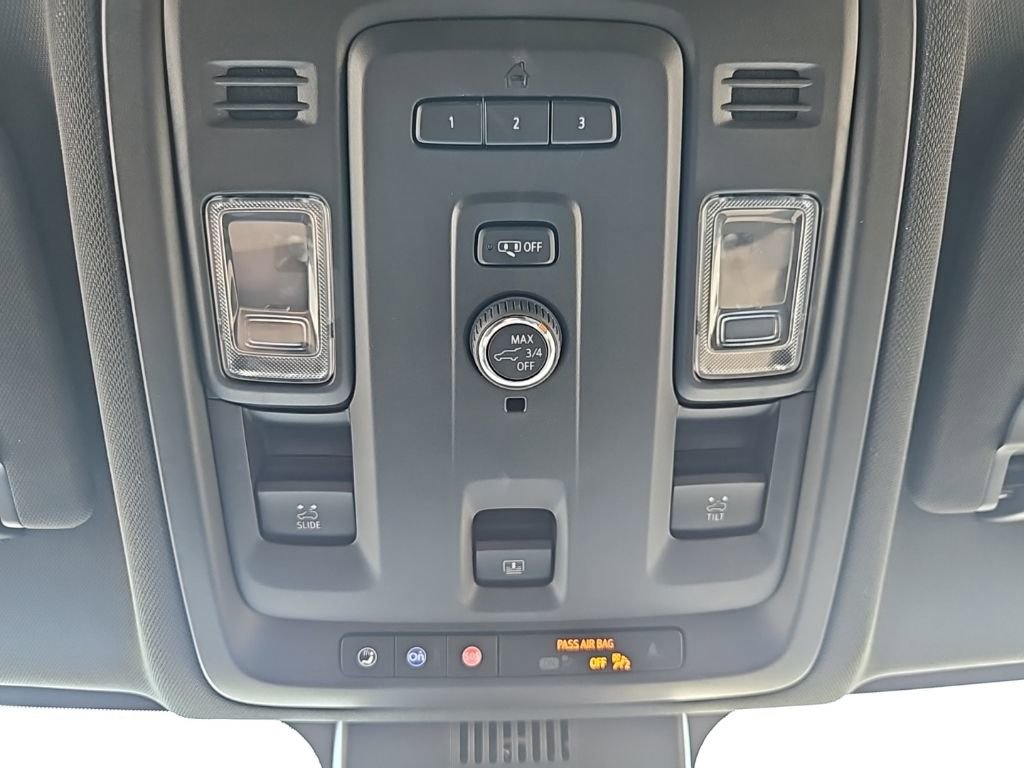 Used 2023 GMC Yukon SLT image 25