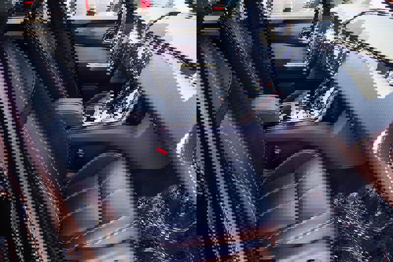 Used 2023 Land Rover Range Rover Velar HST image 17