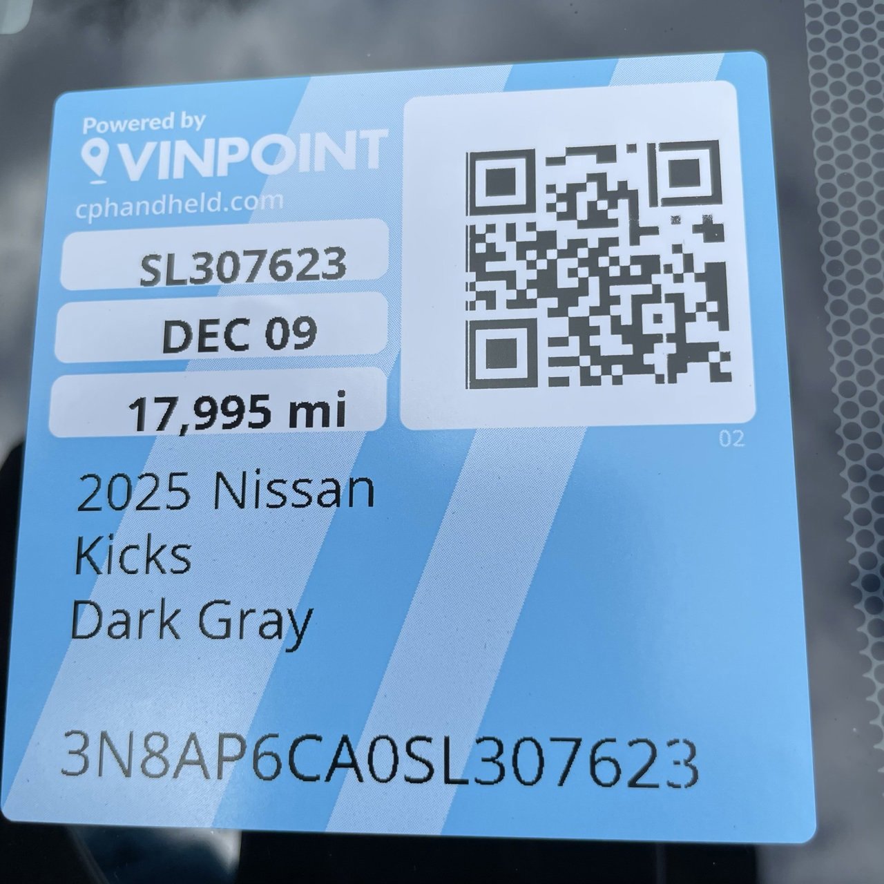 Used 2025 Nissan Kicks SV image 27