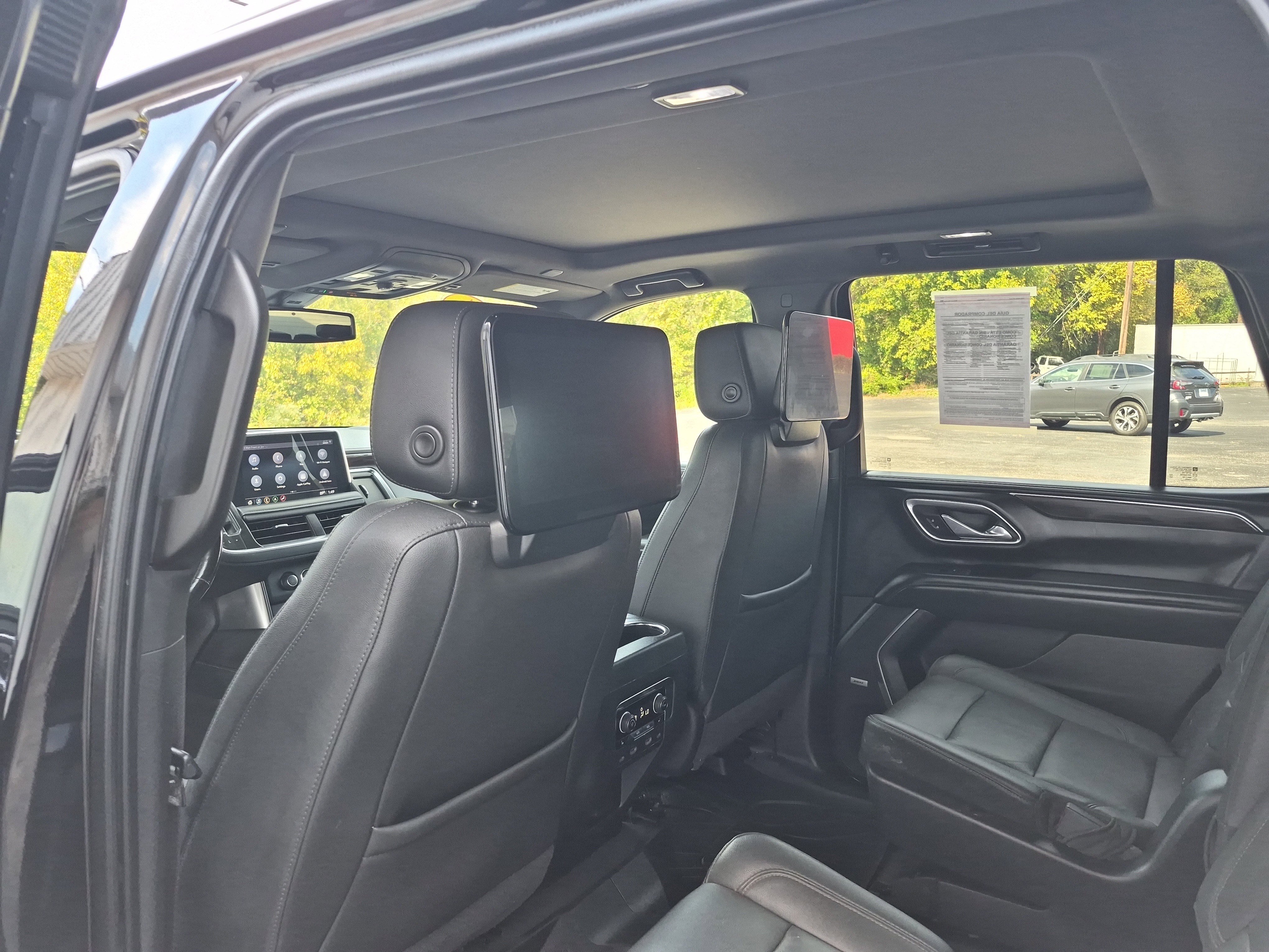 Used 2021 Chevrolet Tahoe LT w/ LT Signature Plus Package image 20