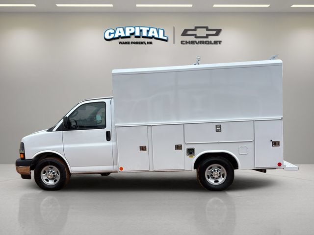 New 2025 Chevrolet Express 3500 w/ Power Convenience Package RWD image 10