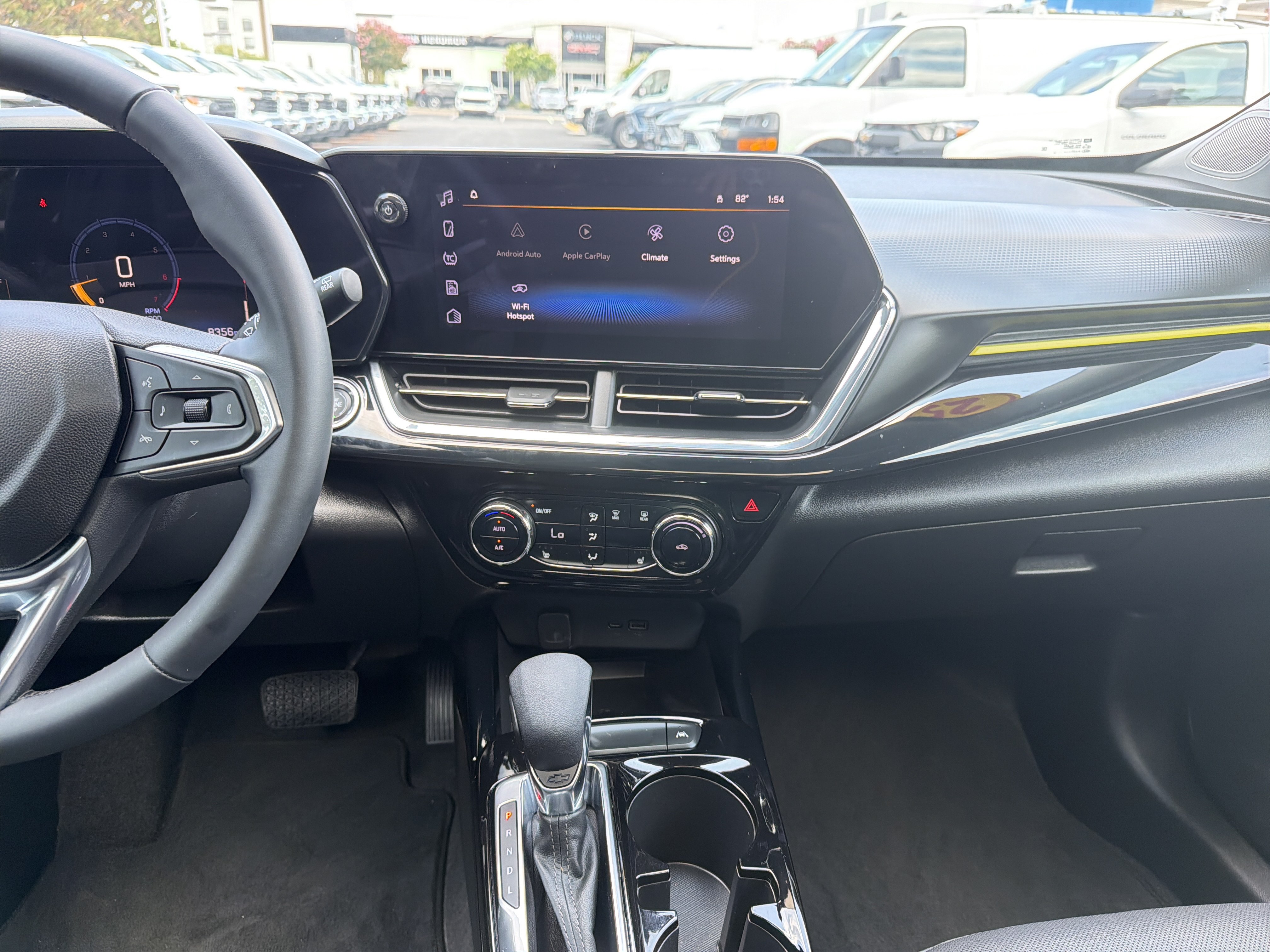 Used 2025 Chevrolet Trax ACTIV w/ Sunroof Package FWD image 31