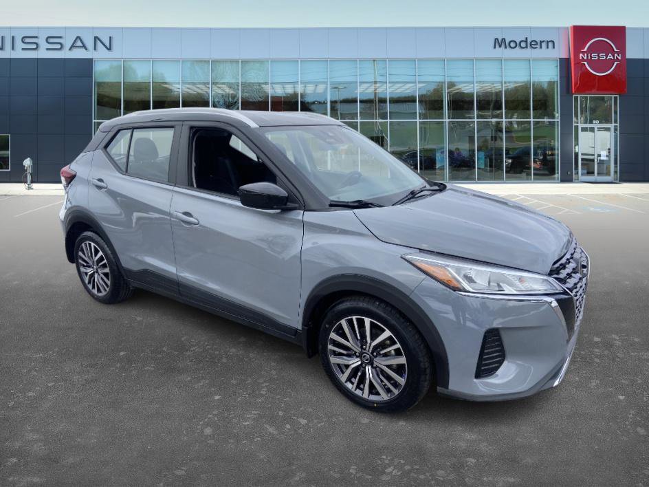 Certified 2021 Nissan Kicks SV image 3