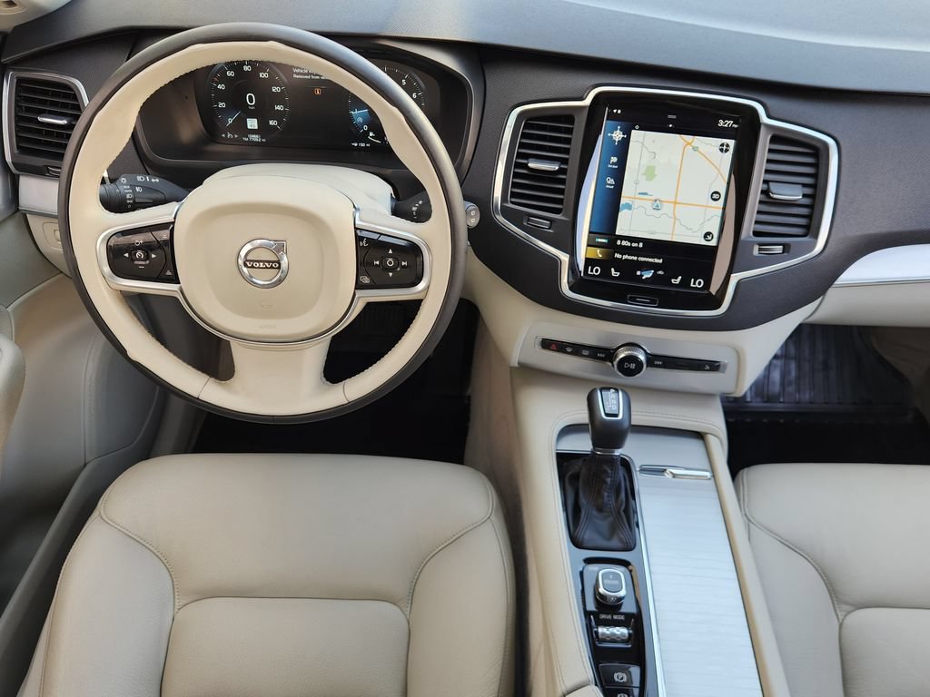 Used 2016 Volvo XC90 T6 Momentum AWD/4WD image 26
