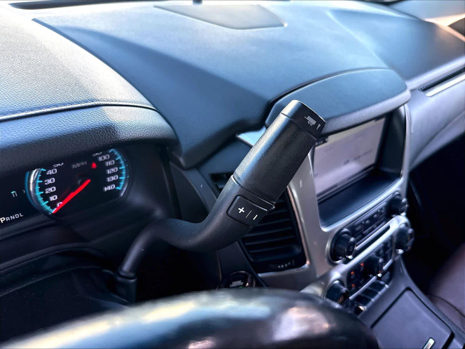 Used 2019 Chevrolet Tahoe Premier w/ Premier Plus Edition AWD/4WD image 17