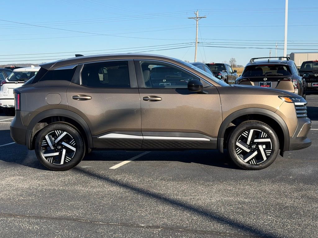 New 2026 Nissan Kicks SV w/ SV Premium Package image 3