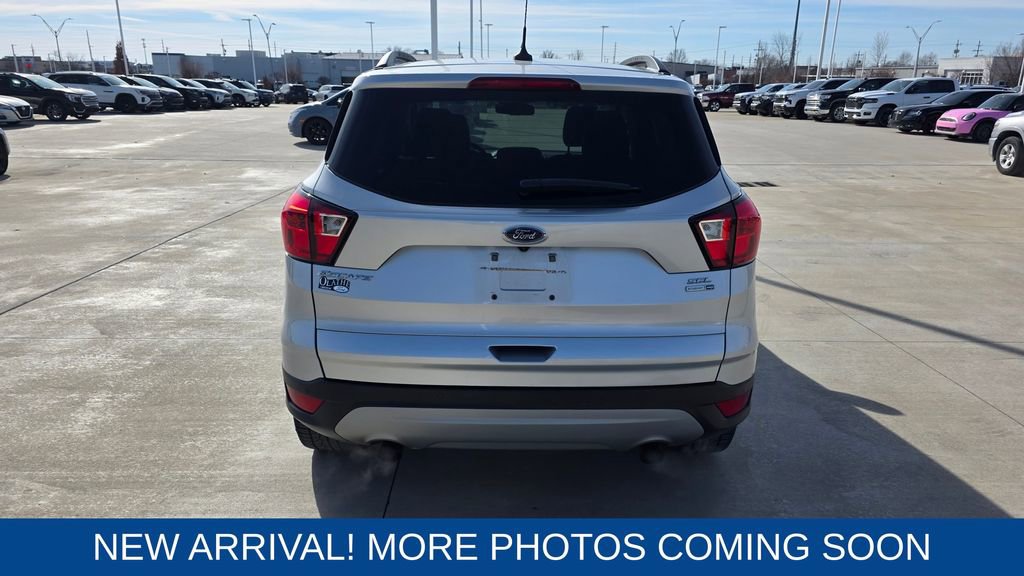 Used 2019 Ford Escape SEL image 4