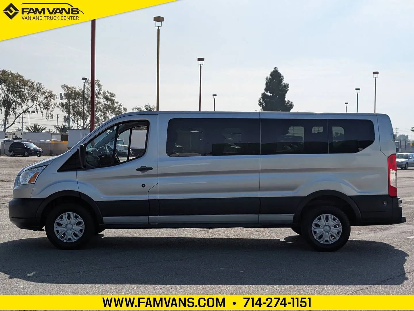 Used 2015 Ford Transit 350 XLT RWD image 5