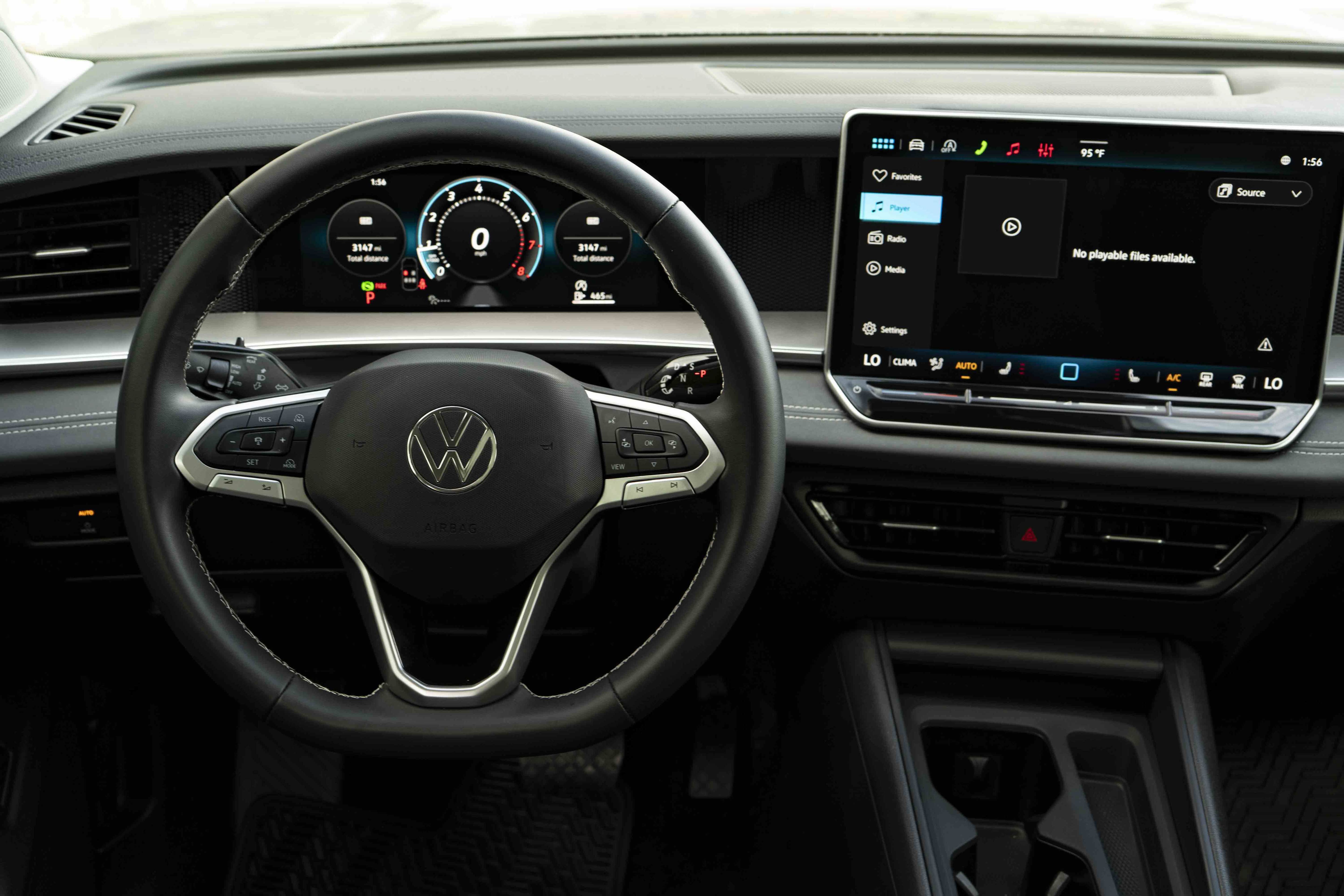 Certified 2026 Volkswagen Tiguan SE FWD image 18