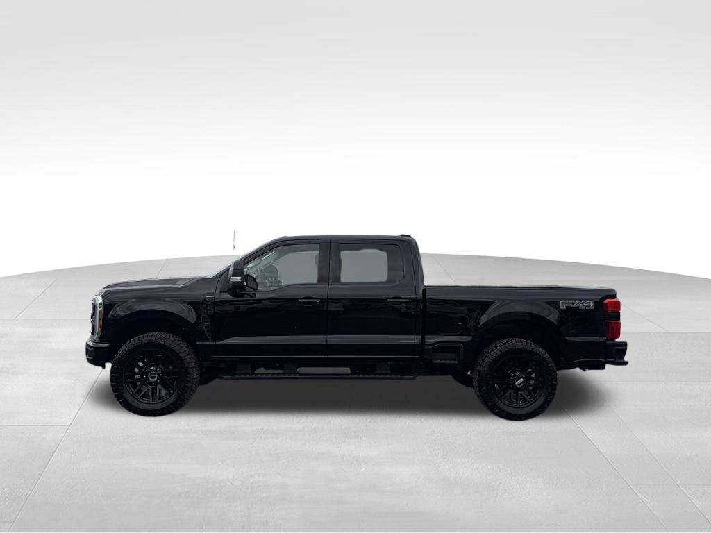 Used 2025 Ford F250 Lariat w/ Black Appearance Package AWD/4WD image 13