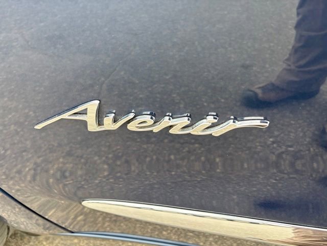 Used 2022 Buick Enclave Avenir w/ Avenir Technology Package AWD/4WD image 10