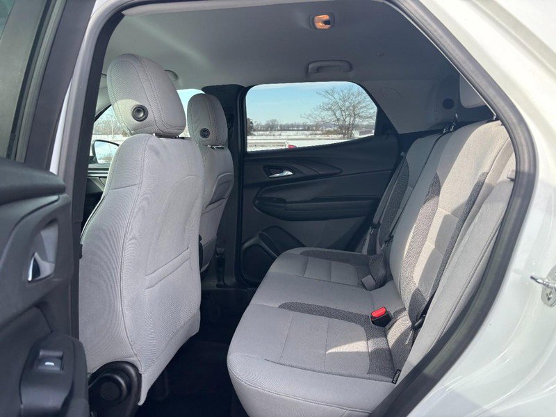 Certified 2025 Chevrolet TrailBlazer LT w/ Driver Confidence Package image 10