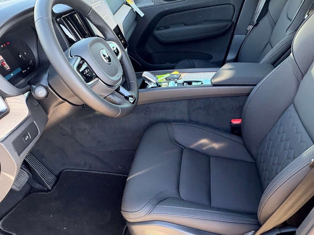 New 2026 Volvo XC60 B5 Plus w/ Protection Package Premier AWD/4WD image 16