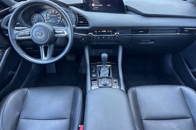 Used 2019 MAZDA MAZDA3 Hatchback w/ Premium Package FWD image 13