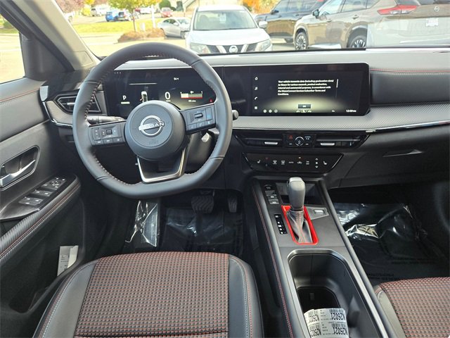 New 2026 Nissan Kicks SR w/ Cold Weather Package image 13