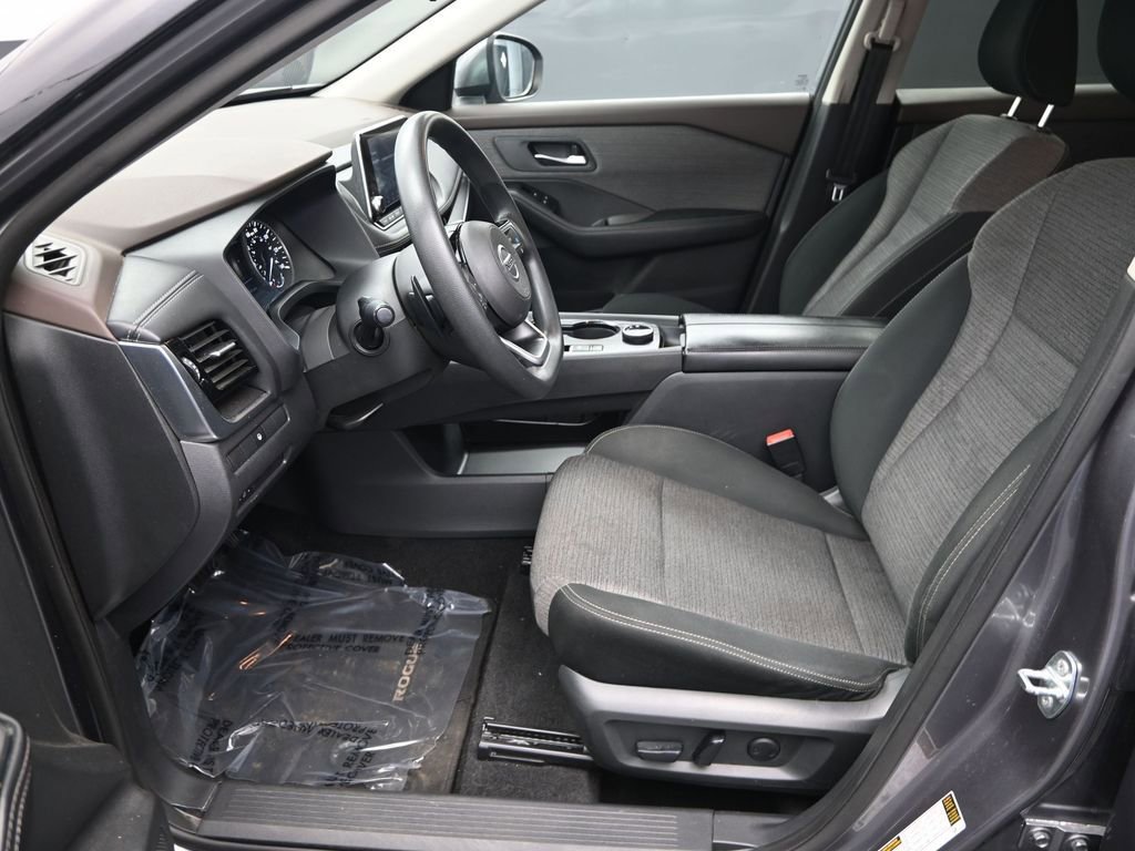 Used 2021 Nissan Rogue SV image 15