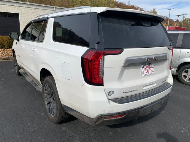 Used 2022 GMC Yukon XL SLE w/ Max Trailering Package image 3