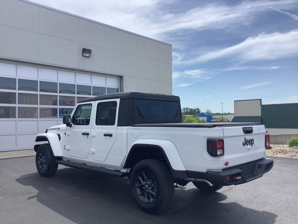 New 2026 Jeep Gladiator Sport AWD/4WD image 9