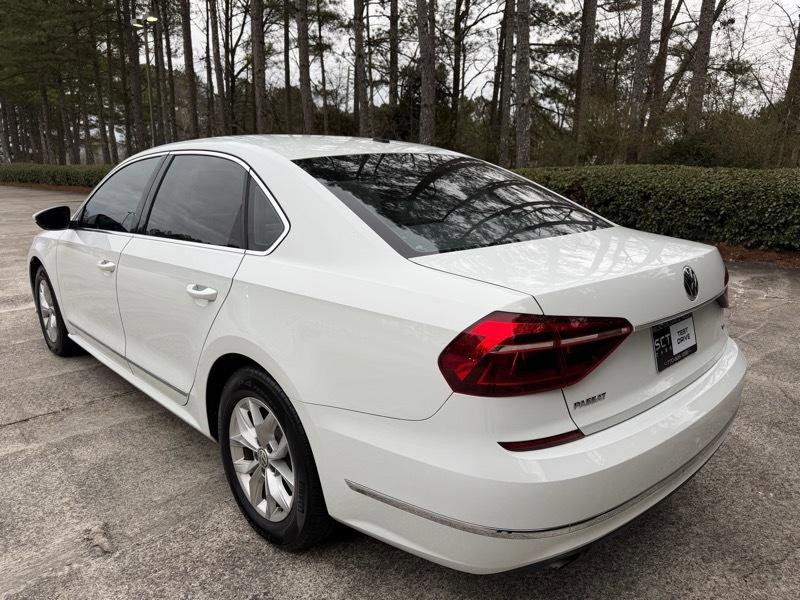 Used 2017 Volkswagen Passat 1.8T S image 5