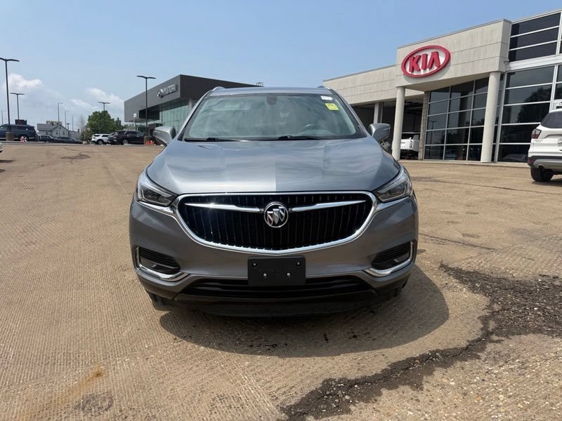 Used 2020 Buick Enclave Preferred FWD image 2