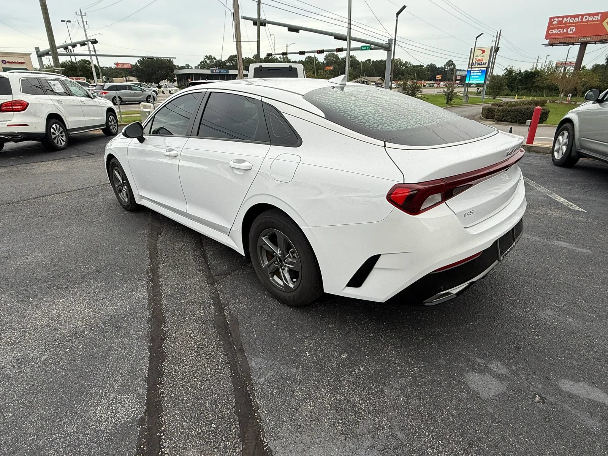 Used 2023 Kia K5 LXS FWD image 7