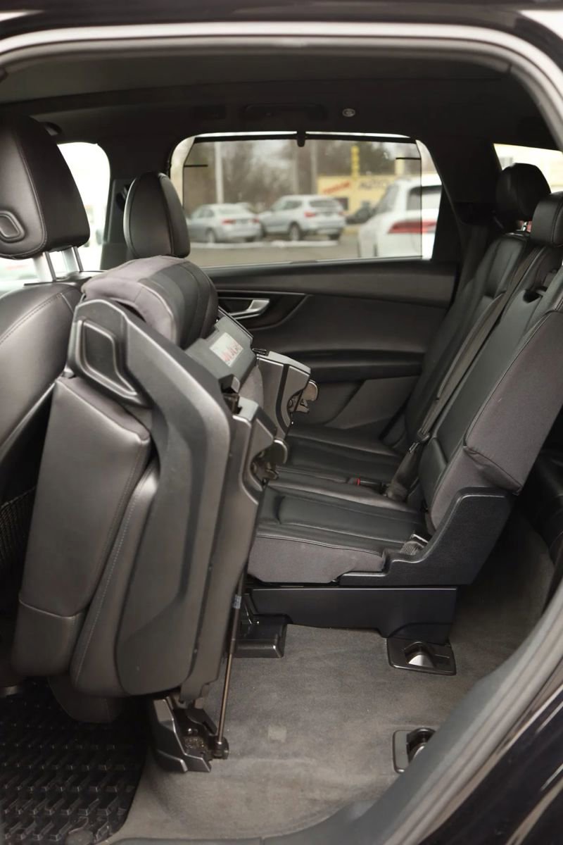 Used 2017 Audi Q7 3.0T Premium Plus w/ Premium Plus Package image 40