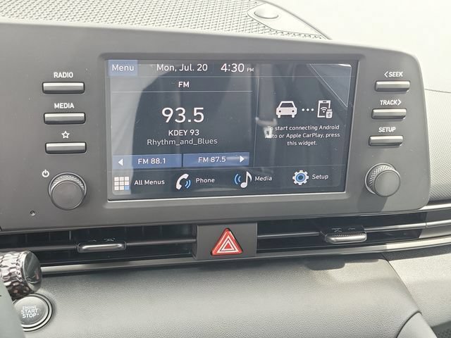 New 2026 Hyundai Elantra SEL Sport FWD image 11