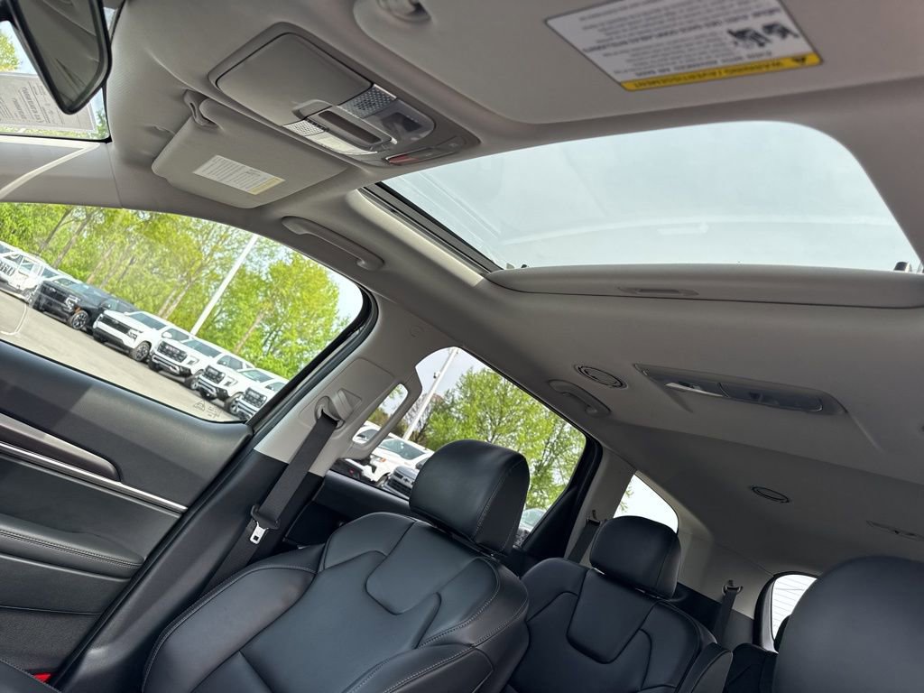 Used 2025 Kia Telluride S image 10