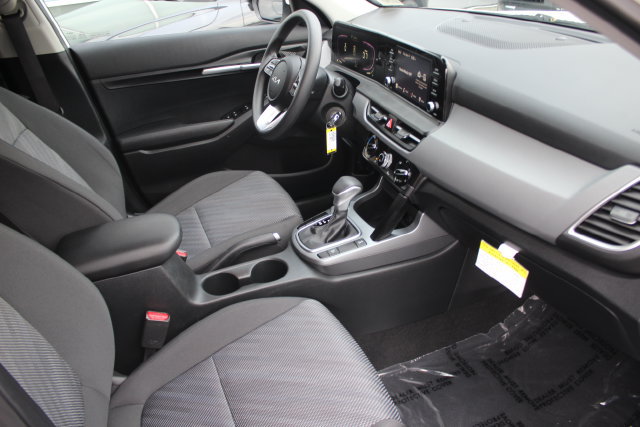 Used 2025 Kia Seltos LX AWD/4WD image 33
