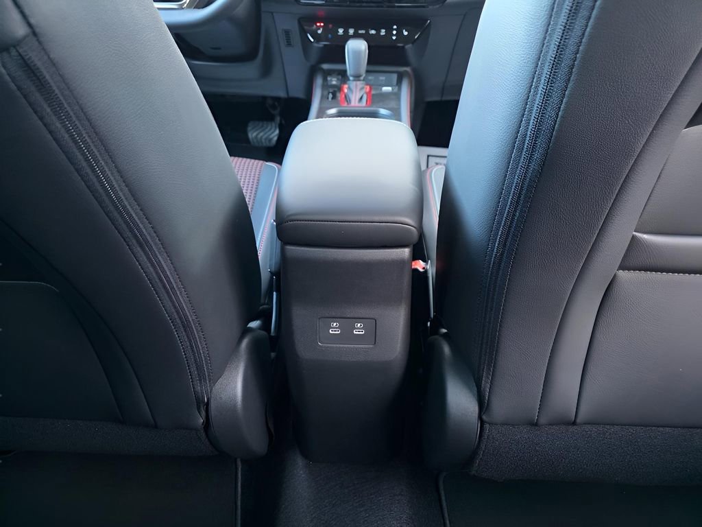 New 2026 Nissan Kicks SR w/ Cold Weather Package image 10