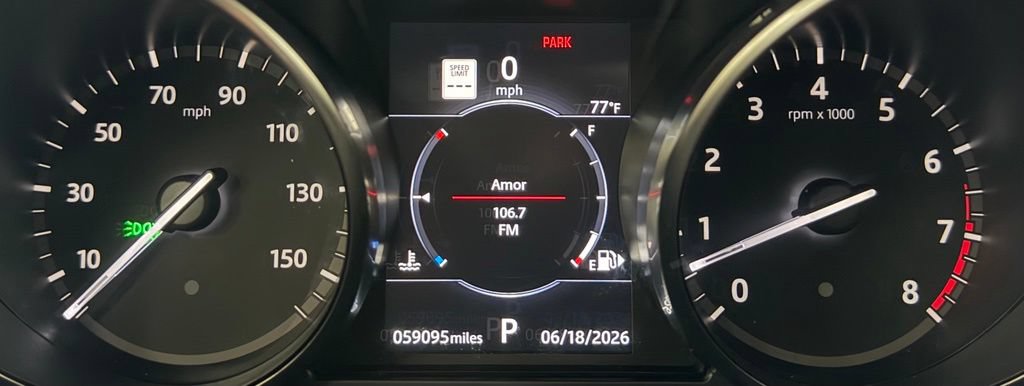 Used 2018 Land Rover Discovery SE AWD/4WD image 15