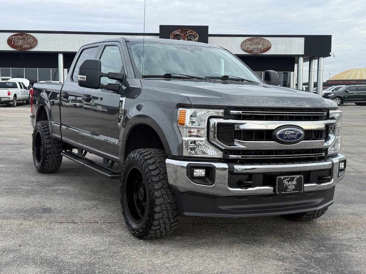 Used 2020 Ford F250 XLT w/ XLT Value Package image 3