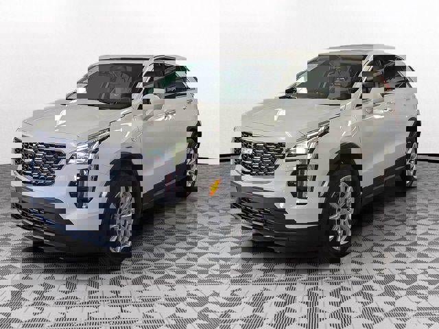 Certified 2023 Cadillac XT4 Luxury w/ Driver Awareness Package image 3