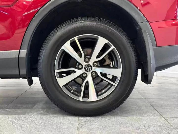 Used 2018 Toyota RAV4 XLE w/ Plus Extra Value Package AWD/4WD image 16