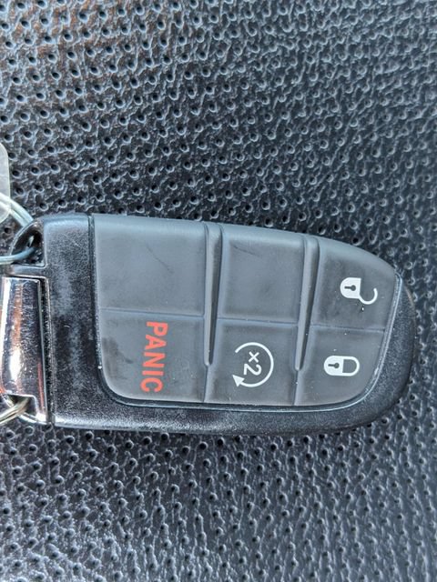 Used 2023 Jeep Compass Limited AWD/4WD image 32