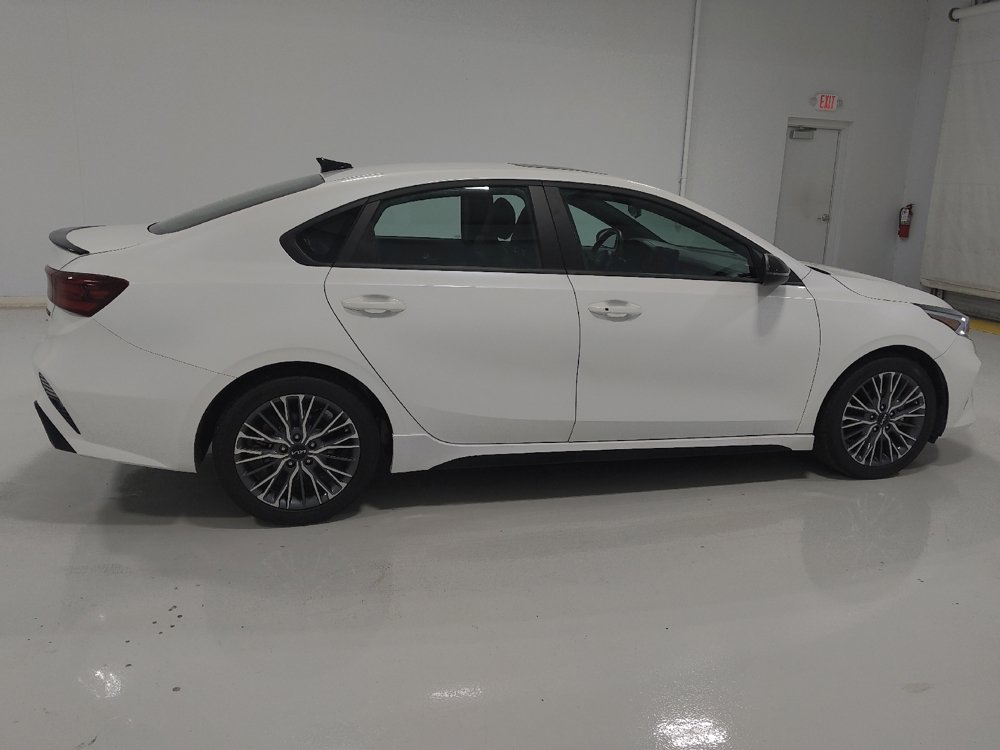 Used 2023 Kia Forte GT-Line w/ GT-Line Premium Package FWD image 10