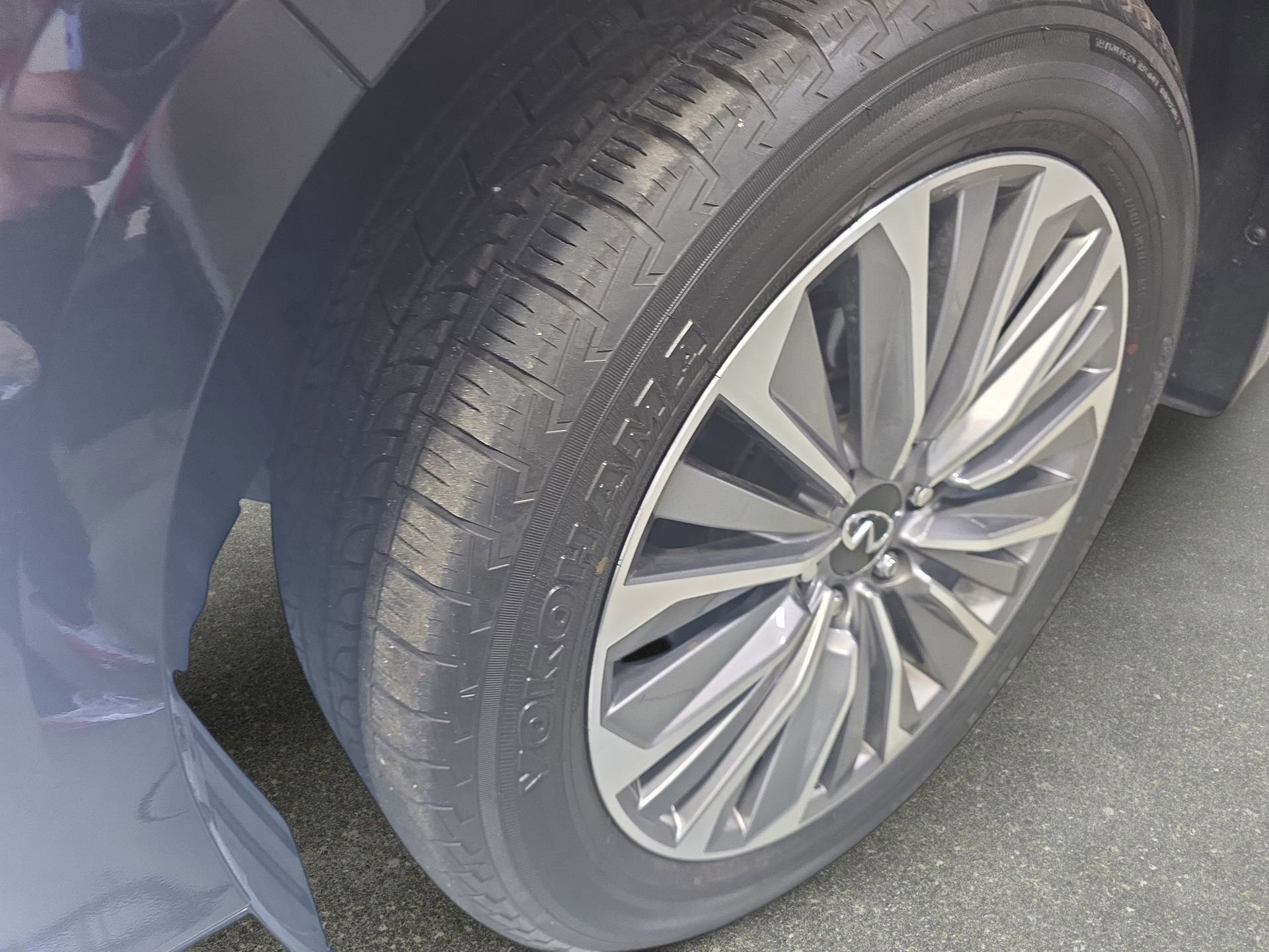 Certified 2025 INFINITI QX80 Sensory AWD/4WD image 31