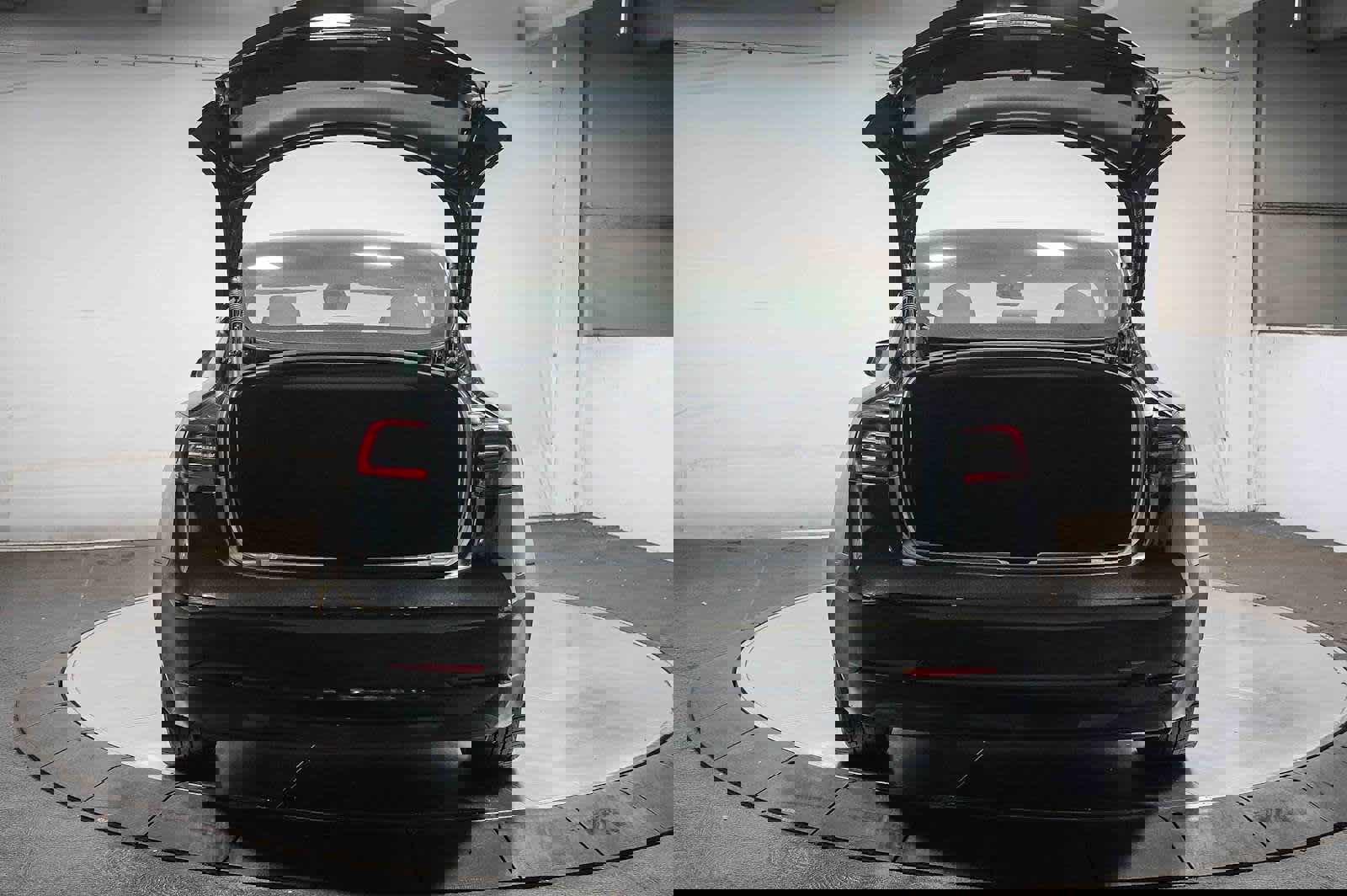 Used 2021 Tesla Model 3 Performance image 29