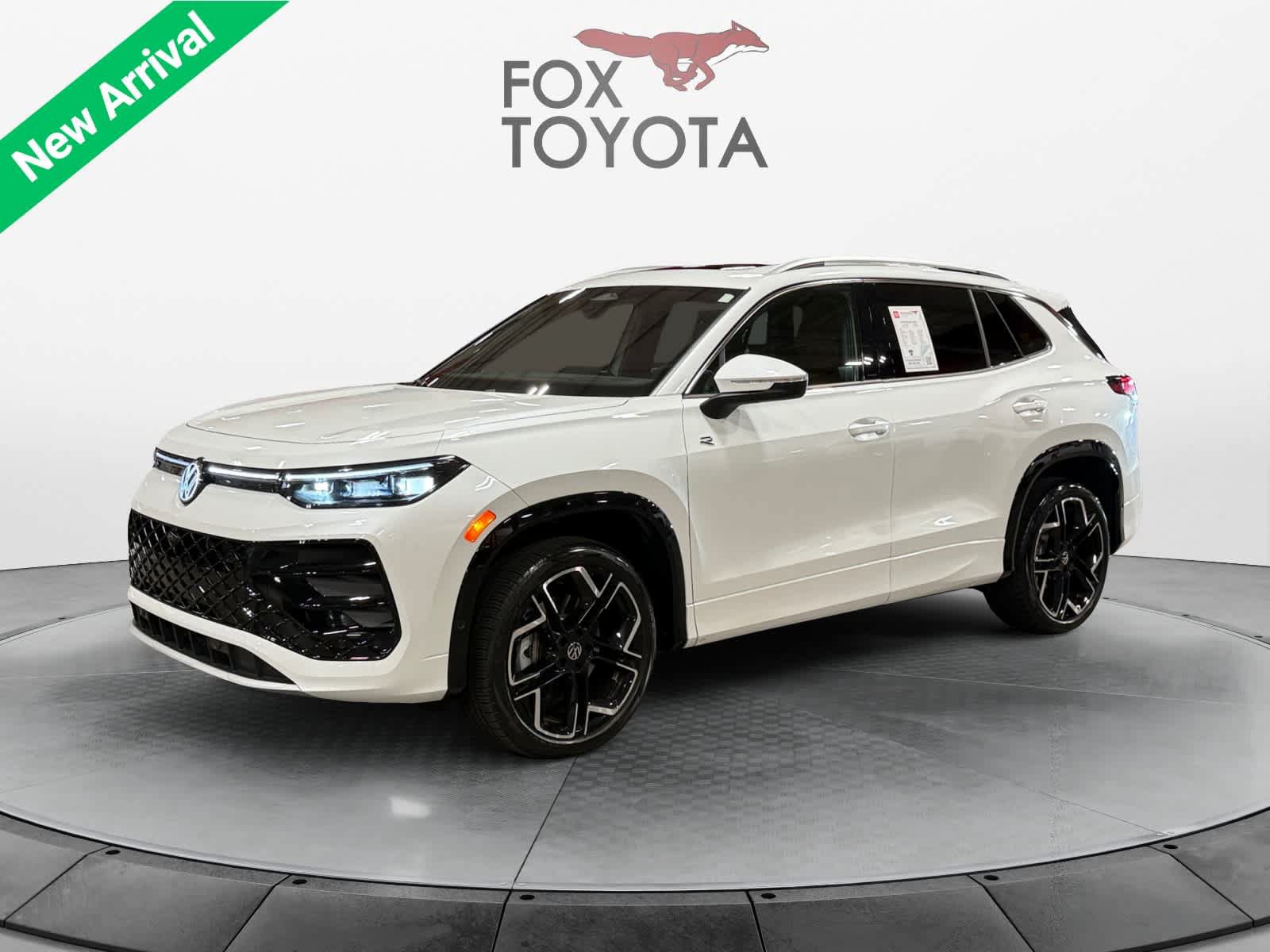 Used 2025 Volkswagen Tiguan SEL R-Line